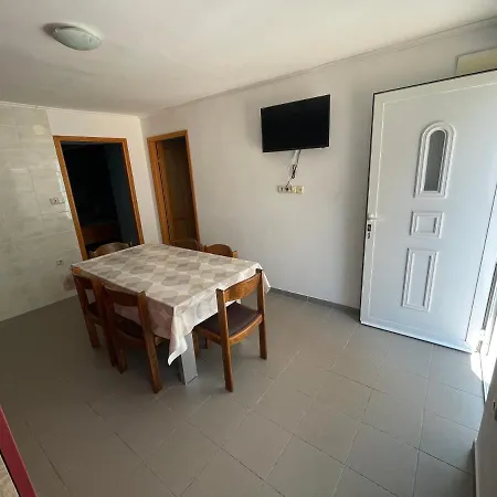 Apartman Ljubica *